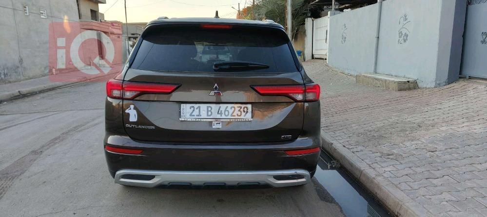 میتسوبیشی ئاوتلاندەر